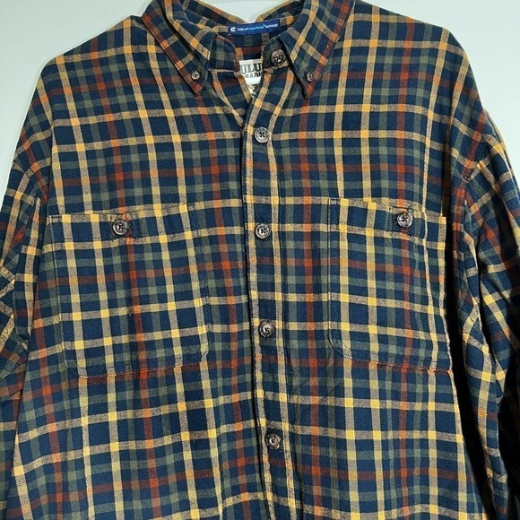 Duluth Trading Co Men's Flannel Relaxed Fit Shirt - Picture 2 of 7